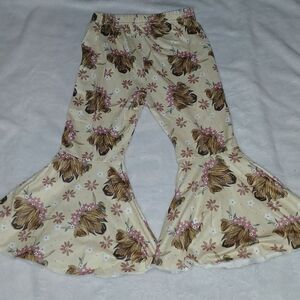 Highland cow print light yellow tan mauve print bell bottoms pull on pants Sz 4